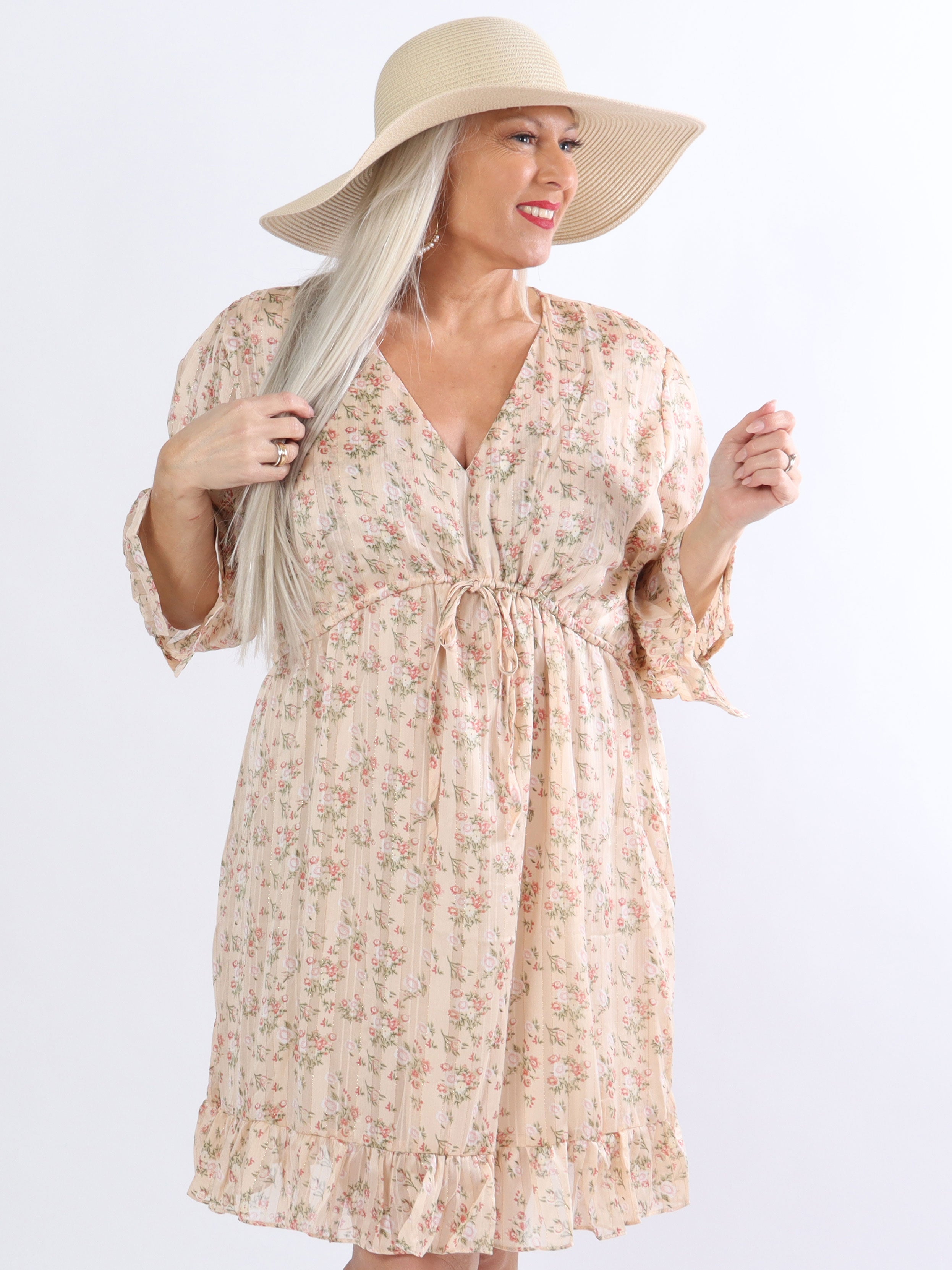 Valeria - Beige klänning med blommönster och guldfärgade ränder